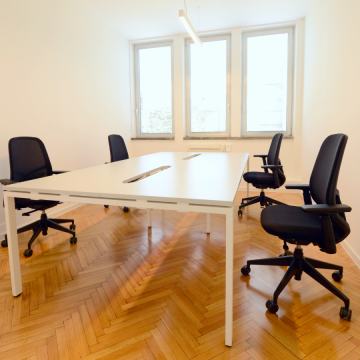 Privatni ured za 4 osobe na zapadu grada- Desk&Co