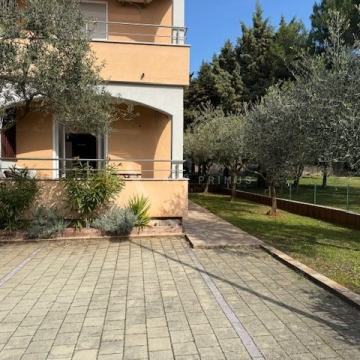 Prizemni stan u blizini mora, Zambratija, Umag