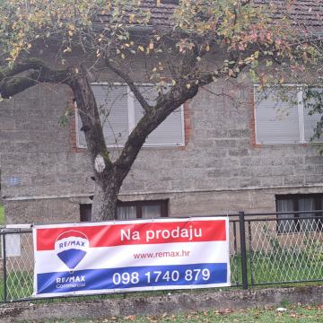 Prizemnica na zemljištu 3349 m2, Javorje, Brdovec