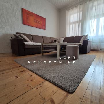 PRODAJA: Osijek, centar, trosobni 80 m2 + terasa 6 m2