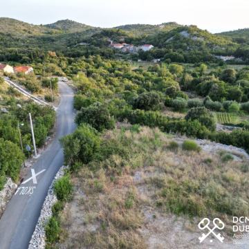 GRADNJA ODMAH! Građevinsko zemljište sa građevinskom dozvolom !