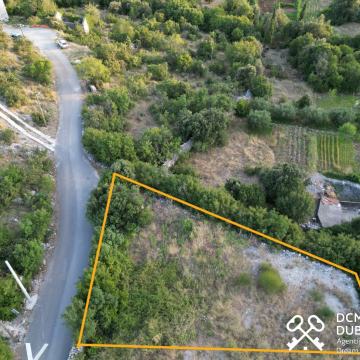 SNIŽENA CIJENA! Građevinsko zemljište s građevinskom dozvolom