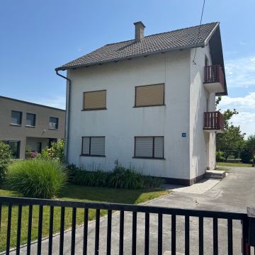 Prodaje se kuća 200 m² – Novo Svibje, velika parcela