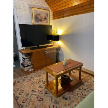 Prodaje se vikendica s vinogradom pogodna za život