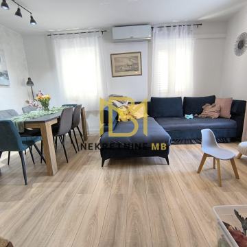 Prodajemo dvosoban stan u Centru grada,Split,68m2