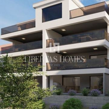 Na prodaju luksuzan apartmana u prvom redu do mora, Biograd na moru