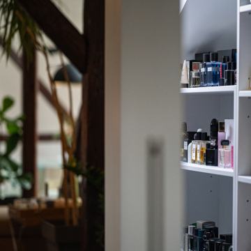 Prostrani, renovirani trosobni stan u potkrovlju – 138 m², Črnomerec