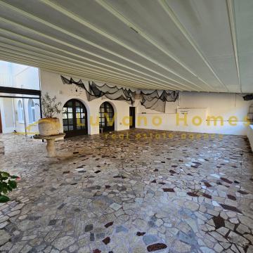 Punat, otok Krk - Kuća sa restoranom i stamb. prostorom, 80m od mora