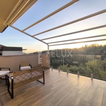 Remete luksuzan stan (Penthouse) za najam 190 m2