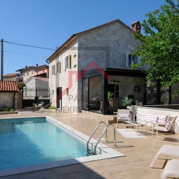 Renovirana kamena kuća u malom Istarskom selu