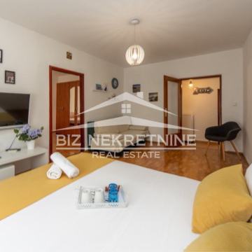 RIJEKA - CENTAR - 2 app- 90 m2