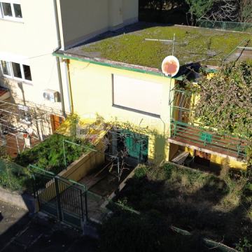 Rijeka, centar, kuća s garažom i okućnicom