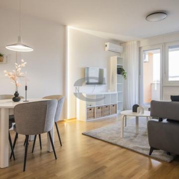 RIJEKA, OPATIJA, CENTAR, STAN, 1S+DB, 47 M2