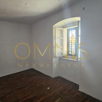 Rijeka, Rastočine, starina za adaptaciju