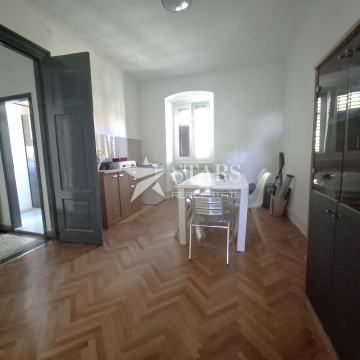 Rijeka, Zamet - stan na odličnoj lokaciji, 1. kat