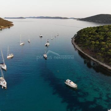 Ruševna kuća: Molat, Brgulje, 57 m2