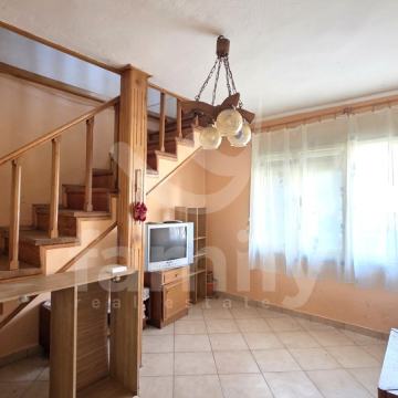 SAMO KOD NAS PRODAJA OBITELJSKE KUĆE NA VEOMA MIRNOJ LOKACIJI