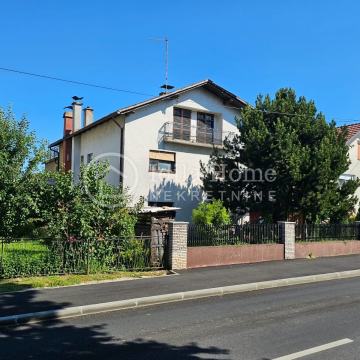 Samobor/obiteljska kuća 174 m2 sa okućnicom 260m2/dupleks