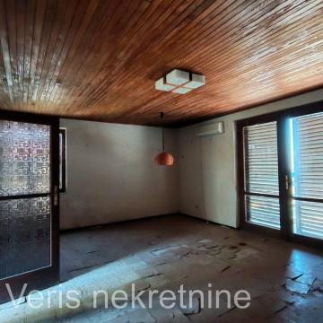 Samobor, Perivoj, kuća za adaptaciju 62m2