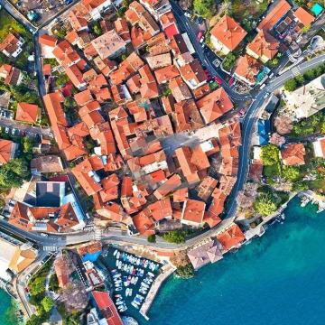 SAMOSTOJEĆA KUĆA, LOVRAN, DOBREČ, 400 M2 + 370 M2 OKUĆNICE