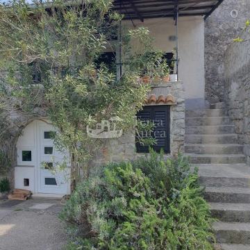 Šarmantna starina za adaptaciju, okolica Kornića, otok Krk