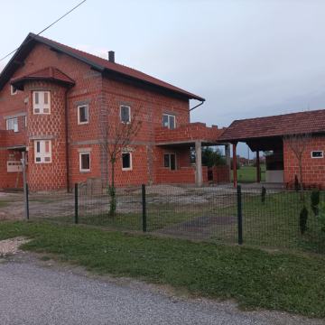 ŠAŠINOVEC, 336.30M2 + 487M2 OKUČNICE -BEZ PROVIZIJE ZA KUPCE