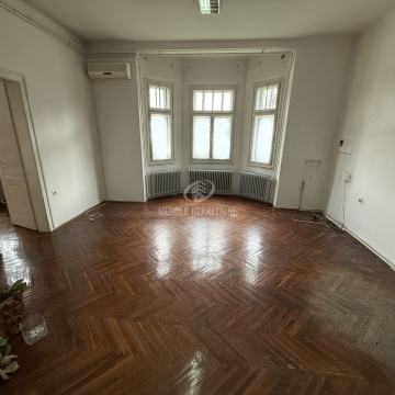 SECESIJSKA KUĆA U REZIDENCIJALNOM DIJELU