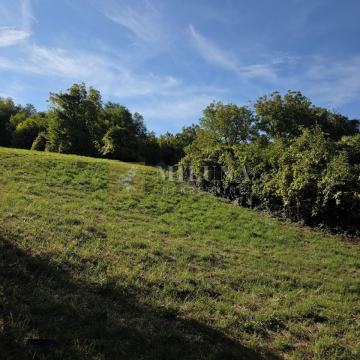 ŠENKOVEC- BRDOVEC, 7500M2 SA OBJEKTOM OD CCA100m2!