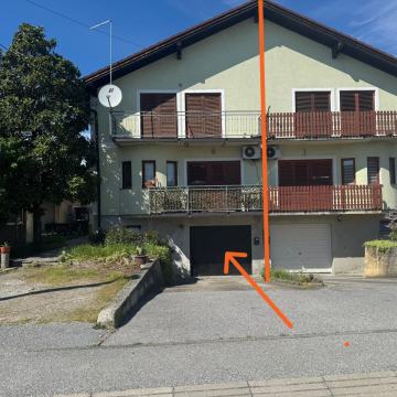 SESVETE, Kobiljak – Dvojna kuća 226 m² s uređenim dvorištem