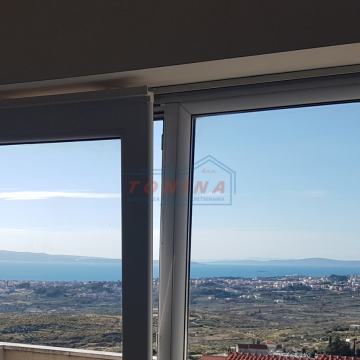 Solin, Kučine, Kuća 240 m2 s otvorenim pogledom!!