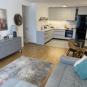 ŠPANSKO, TROSOBAN 96 m2, novogradnja + SPREMIŠTE + GARAŽA 26 m2