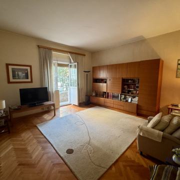 Četverosoban stan 122 m2, Dobri