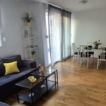 SPLIT- KILA- Komforan stan (59m2) s garažnim parking mjestom