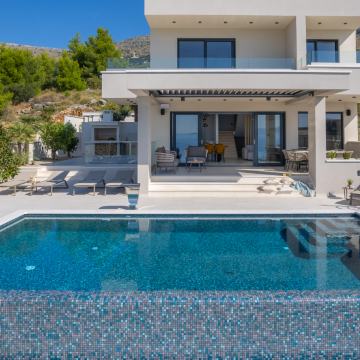 SPLIT PODSTRANA LUX VILLA S BAZENOM I PANORAMSKIM POGLEDOM 355 M2