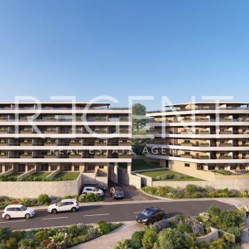 Split, Visoka - Dvosoban stan s lođom i terasom u modernoj novogradnji