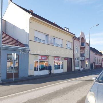 Stambeno-poslovni objekt u centru