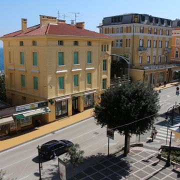 Opatija, 3S, 121 m2 2.kat, balkon