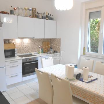 BELVEDER (CENTAR) Adaptirani stan, 58 m2