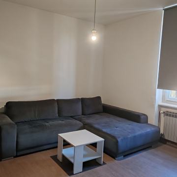Stan u centru grada na 1. katu