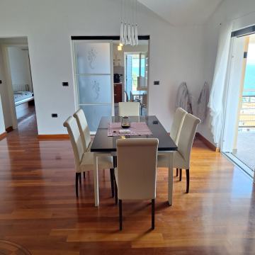 Stan: Ičići, 125.00 m2, novogradnja