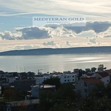 Stan: Kaštel Gomilica, pogled, parkirna mjesta u cijeni