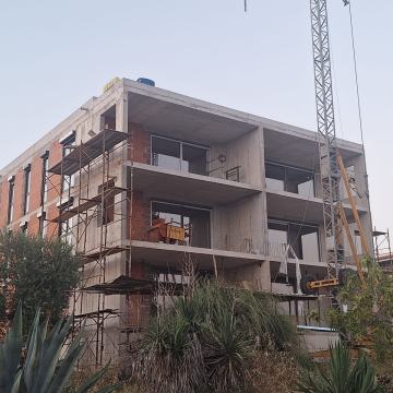 STAN S-2 SA LOĐOM, 72.00 m2 i 40 m2 VRTA, 1. PARKING, NOVOGRADNJA