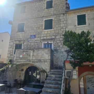 Stan: Makarska, 92.00 m2