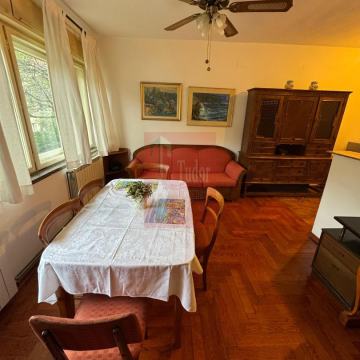 Babonićeva ulica, trosoban stan 50 m2 s vrtom i parkingom