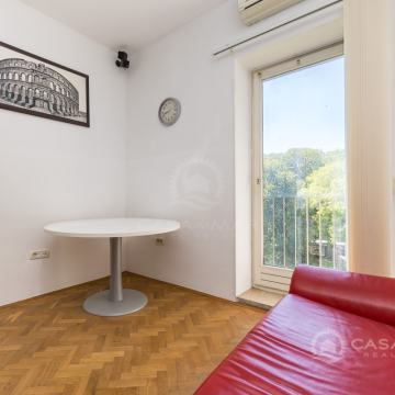 PRILIKA - Stan na traženoj lokaciji, samo 200 metara od mora, Kantrida