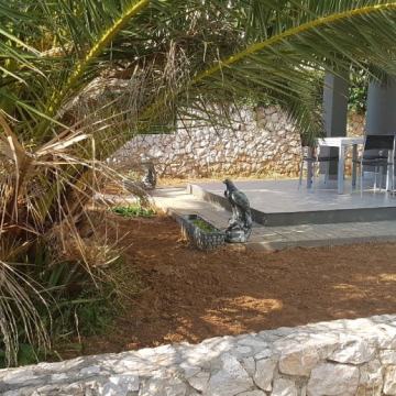 Stan: Novalja, 42.00 m2 i dvorište 97 m2