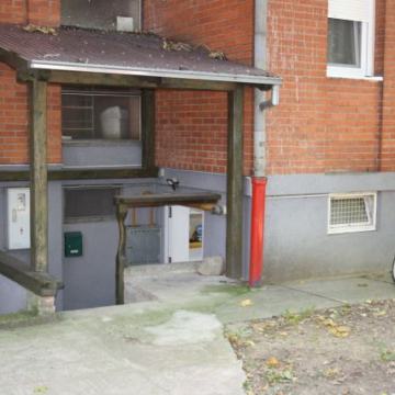 Stan i poslovni prostor u suterenu: Osijek, Vijenac Dinare 130.00 m2