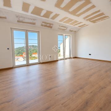 STAN + PARKING, PRODAJA, KONAVLE, ZVEKOVICA, 69 m2, 2s