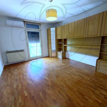 STAN,PRODAJA,ZAGREB,KVATERNIKOV TRG,94 m2,4-soban