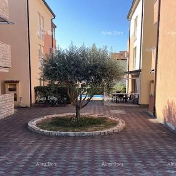 NOVO U PONUDI stan u NOVIGRADU